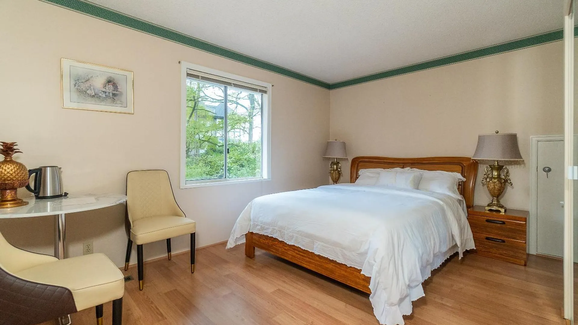 Garden Hotel 3-Bedroom House For Whole Book Richmond 0*,  Canada